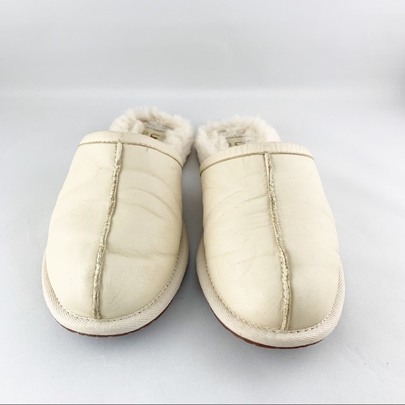 ❤️SOLD❤️Ugg Leather Cream Bedroom Slippers • - Picture 2 of 8